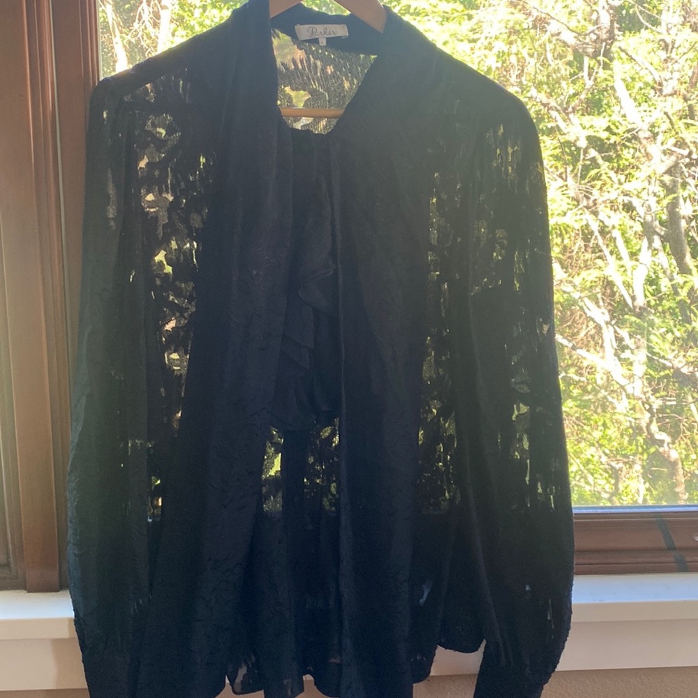 Parker Blouse Black size L